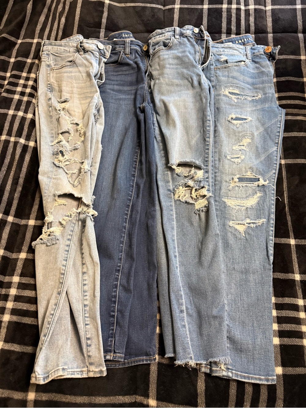 American Eagle size 6 long high rise jegging crop bundle
